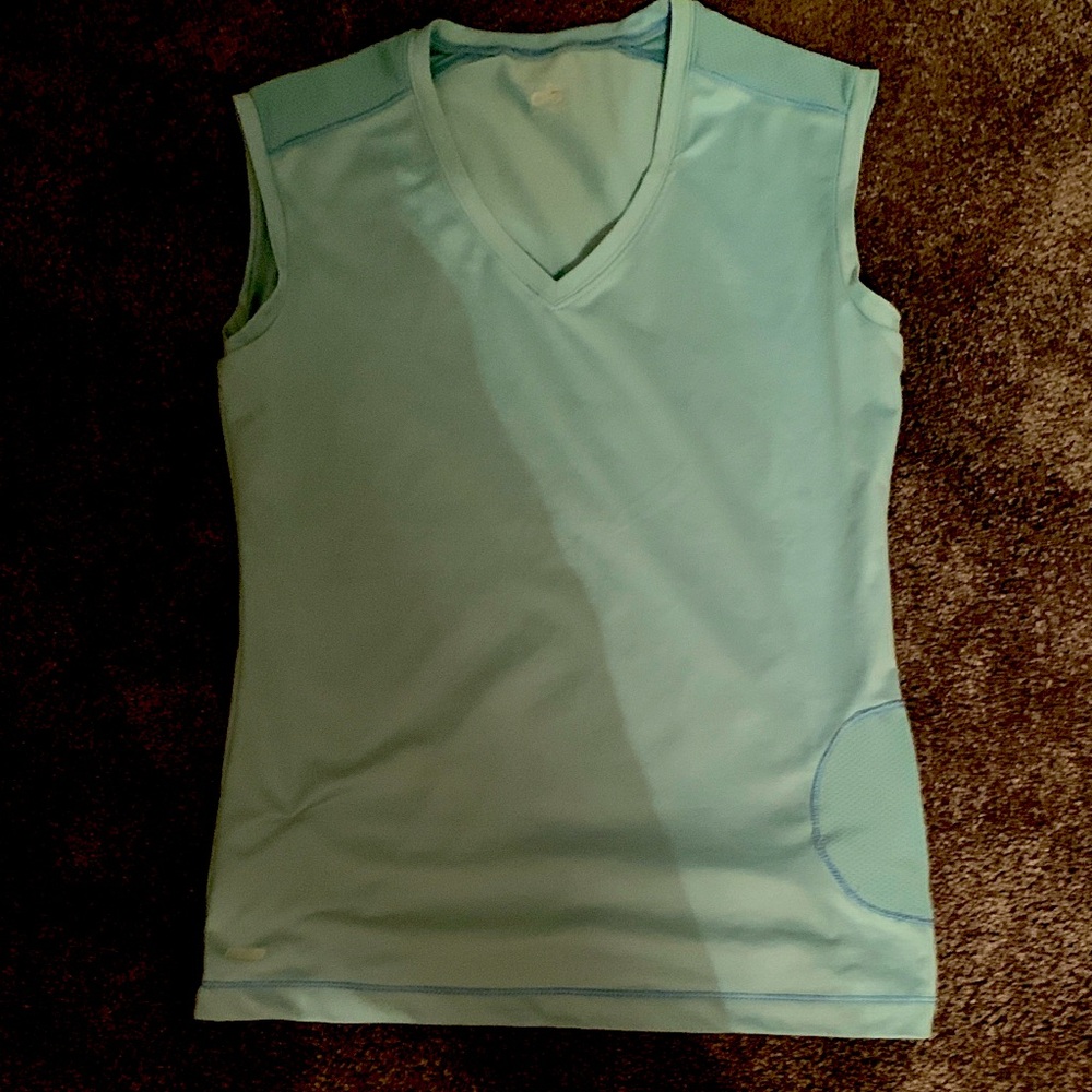 ALO Yoga Sky Blue V-Neck Tank Top